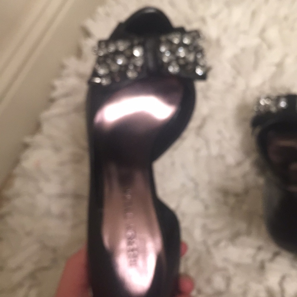 Jeffery Tyler heels